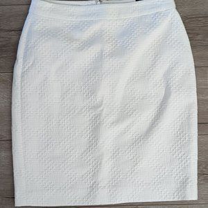 NWT Banana Republic White Textured Pencil Skirt Size 2